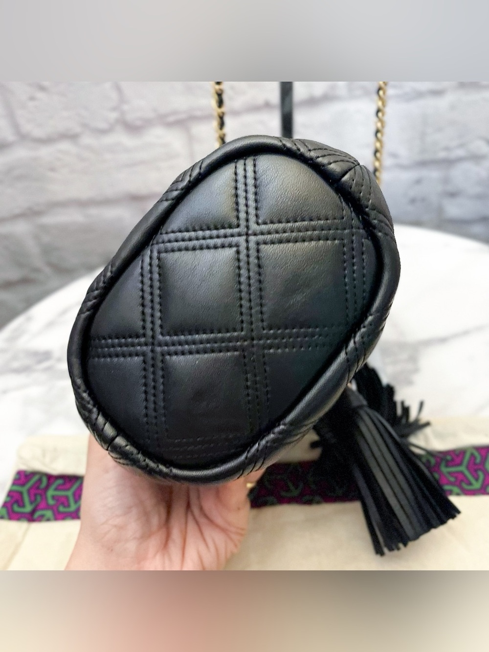 Tory Burch Fleming Soft Mini Bucket Bag Quilted Black EUC - Picture 8 of 10